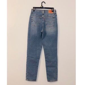 VINTAGE LEVI’S 512 CLASSIC SLIM STRETCH